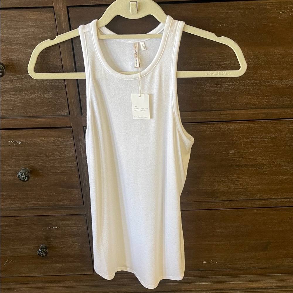Banana Republic Classic White Tank Top